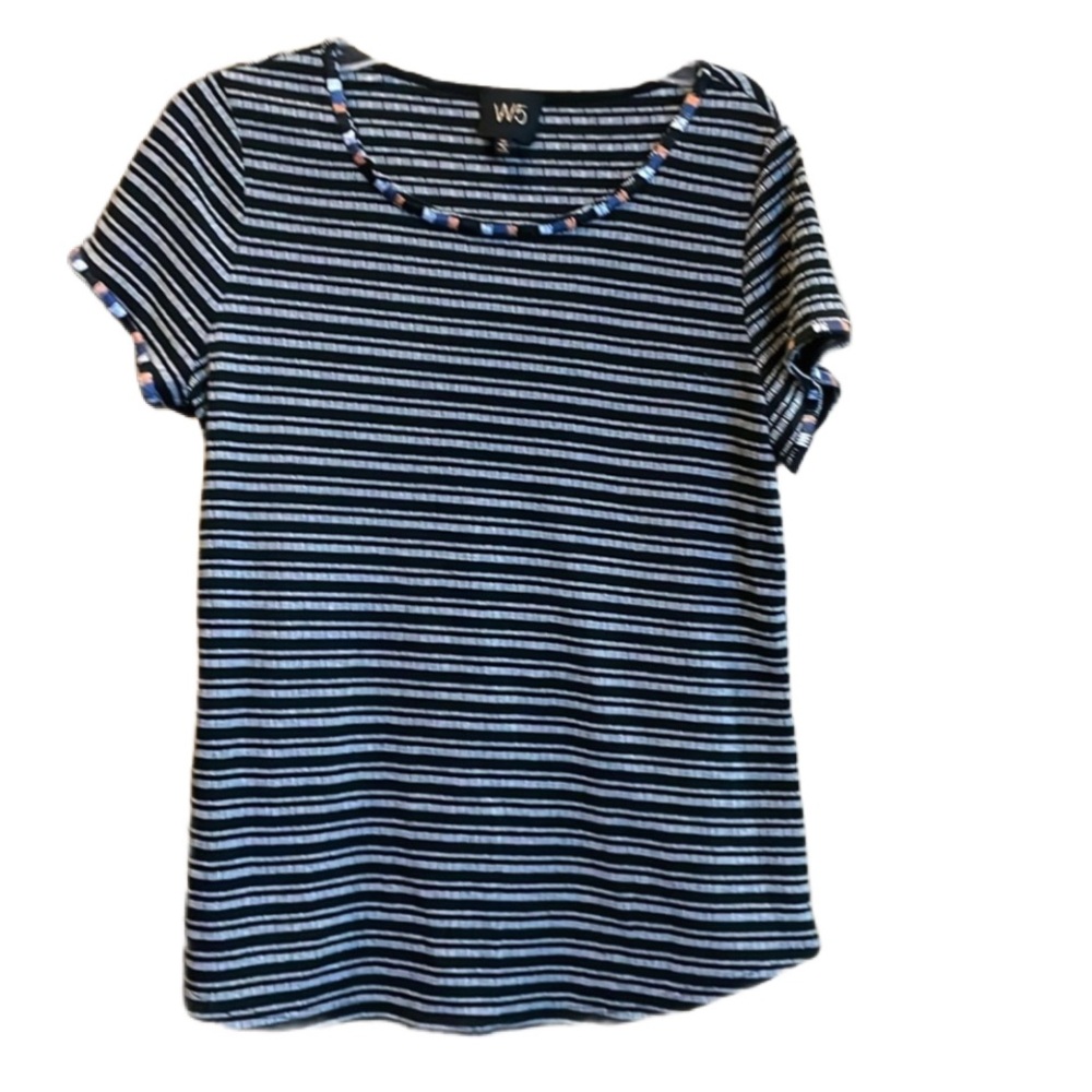 W5 black and white tee shirt size xl